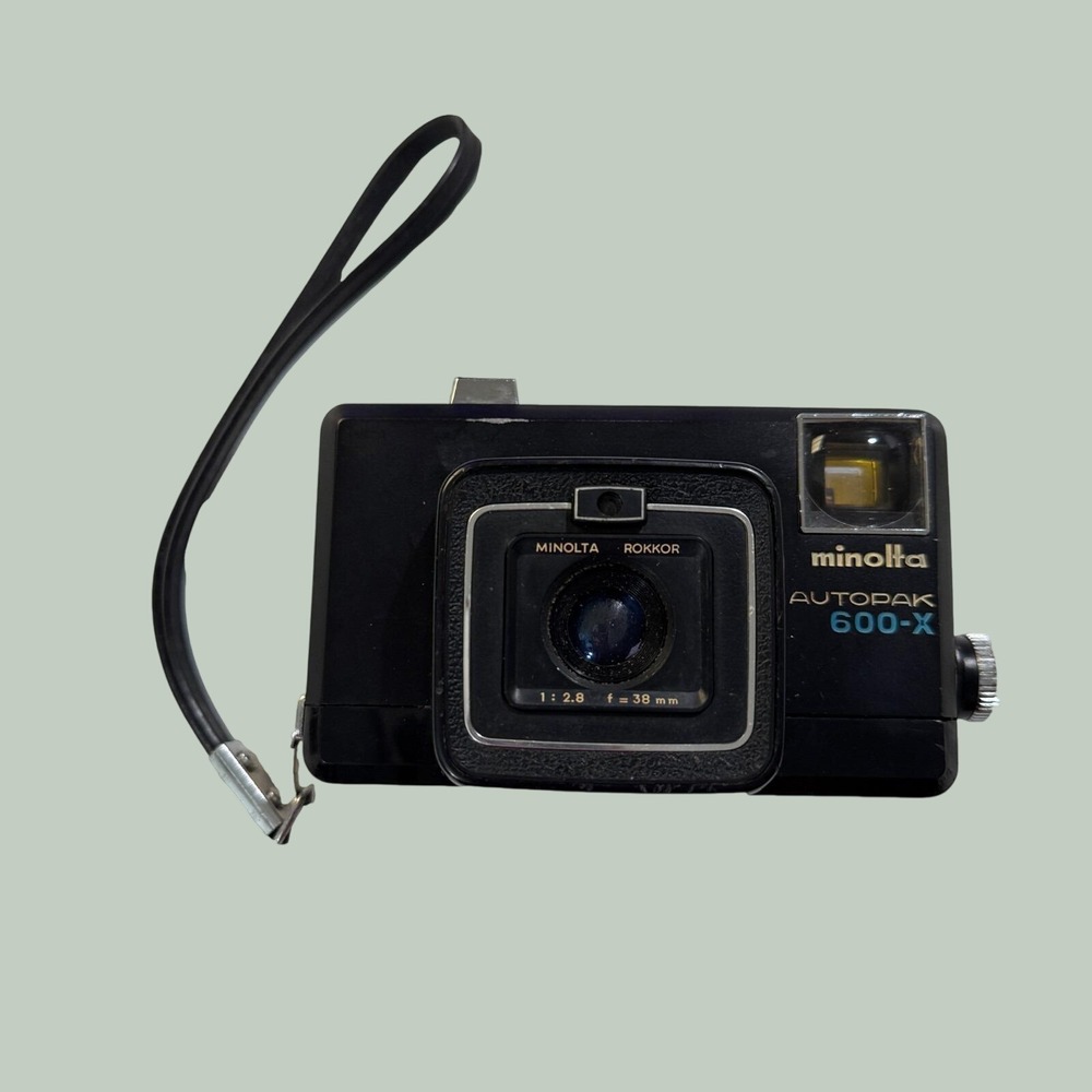 Minolta‎ Autopak 600-X 126 Film Camera Rokkor 38mm f/2.8 Vintage Untested Japan